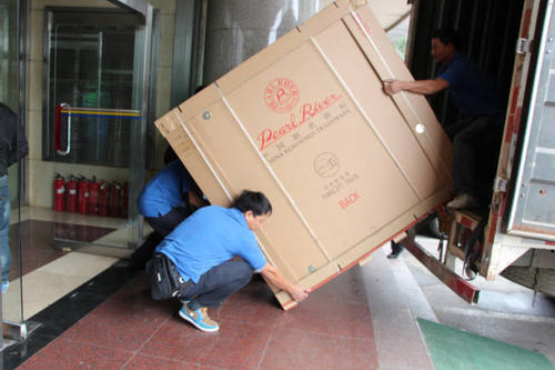 八宿钢琴贵重工艺品无忧运